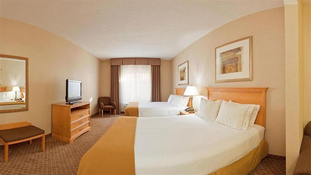Holiday Inn Express Hotel & Suites Chesterfield - Selfridge Area By Ihg Εξωτερικό φωτογραφία